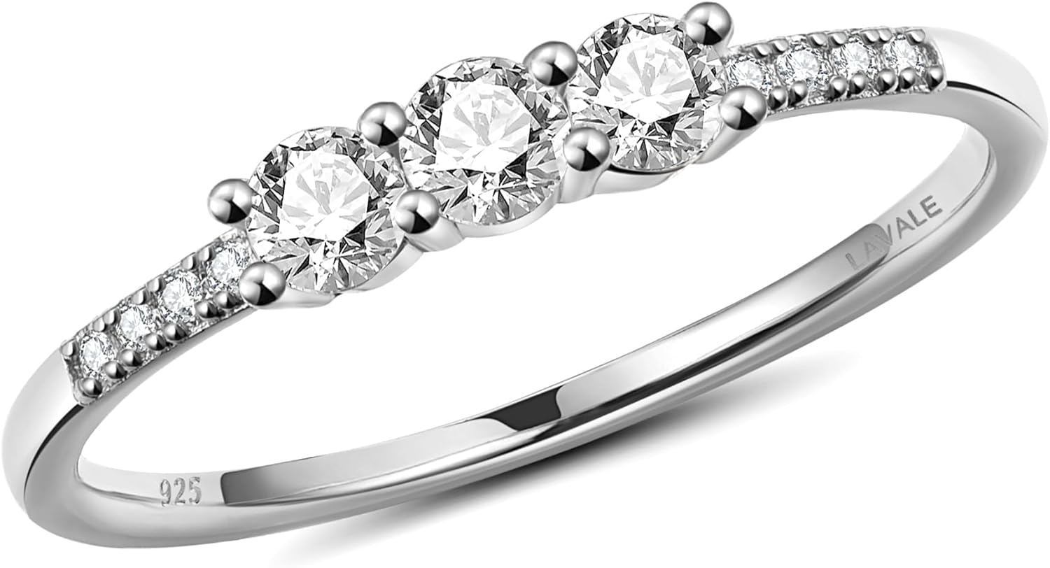 LAVALE Round Cut Moissanite Wedding Band for Women, Brilliant D Color VVS1 Clarity Classic Lab Created Diamond Solitaire Ring 18K White Yellow Rose Gold Vermeil 4 Claw Knife Edge Moissanite Rings
